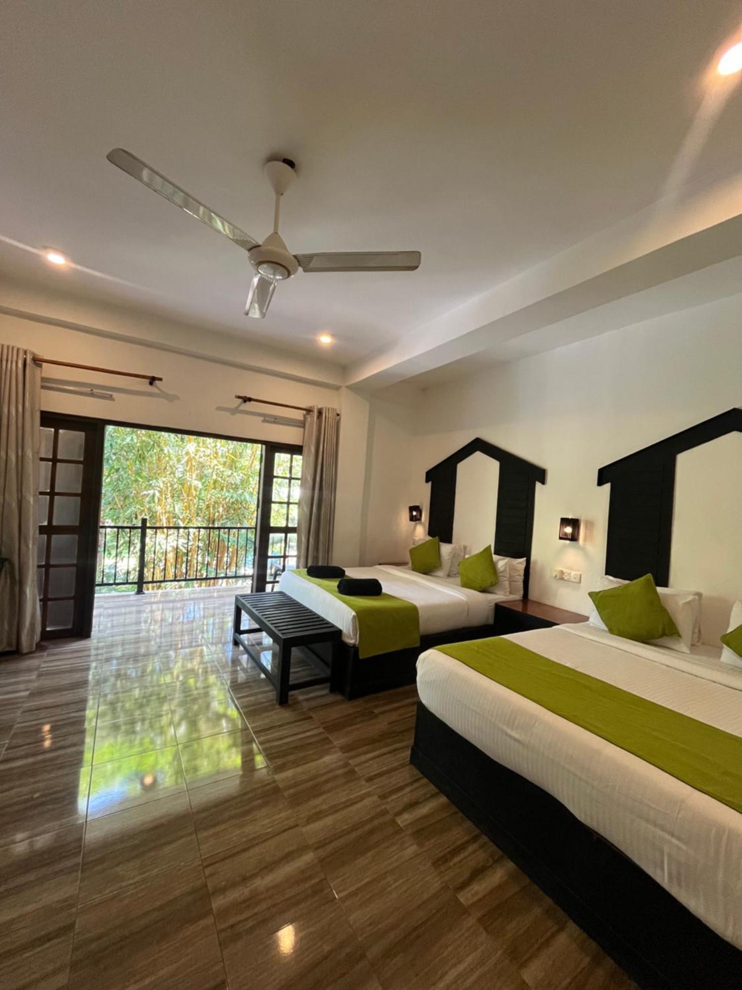 Sundaras Sigiriya Jungles Caves Resort Dambulla Exterior photo